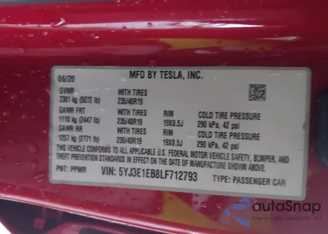 2020 Tesla Model 3 Long Range Dual Motor All-Wheel Drive z USA, uszkodzony, nr VIN 5YJ3E1EB8LF712793